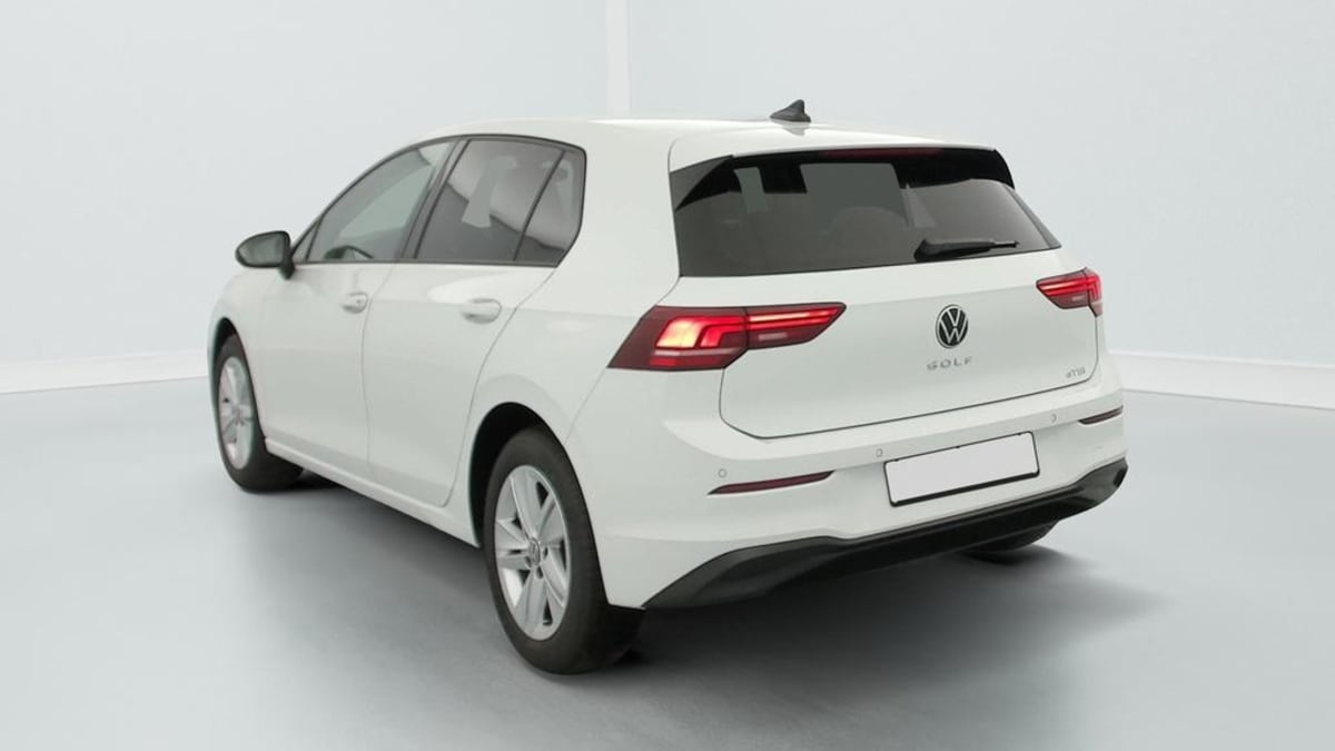 Volkswagen GOLF 8 - Image 6