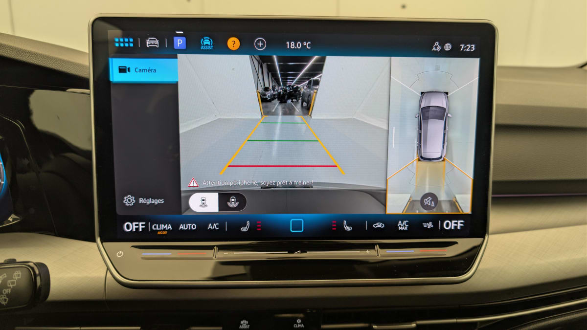 Volkswagen GOLF 8 - Image 17