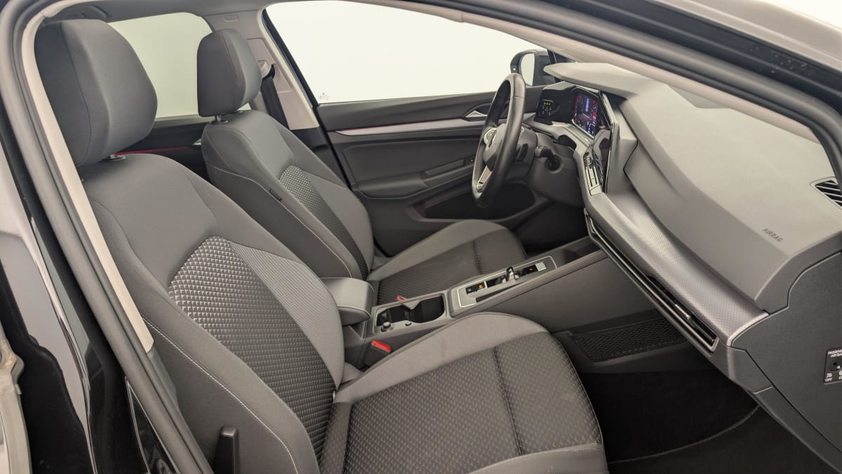 Volkswagen GOLF 8 - Image 9