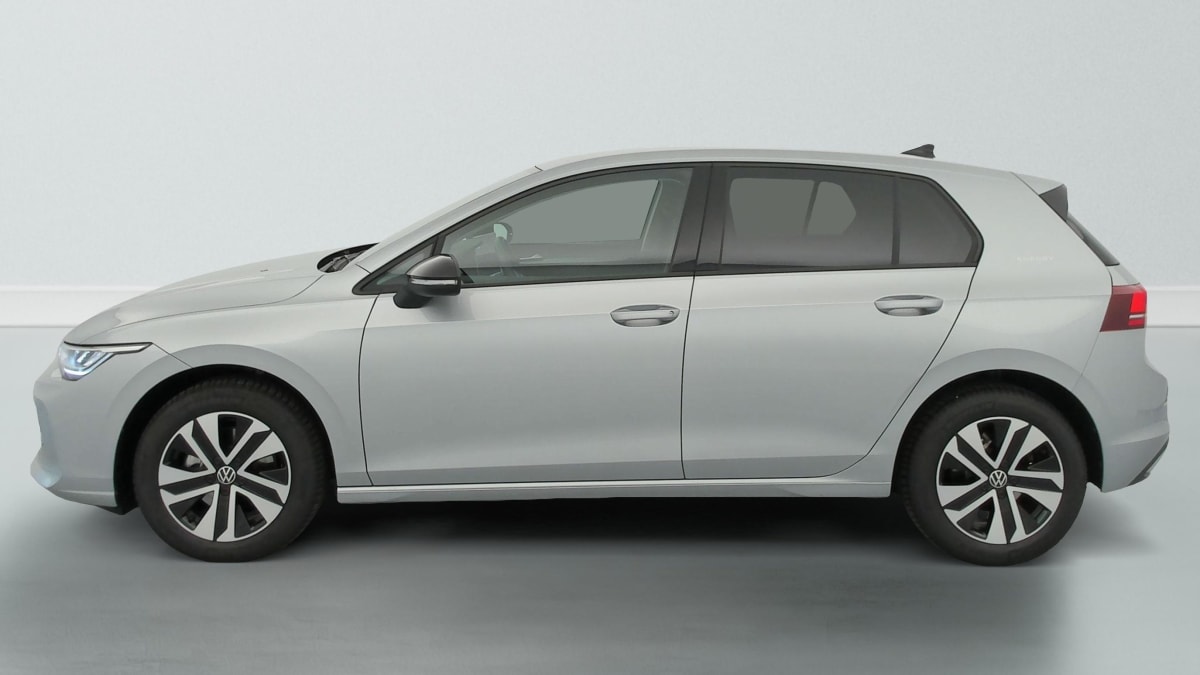 Volkswagen GOLF 8 - Image 4