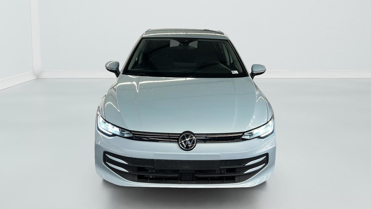 Volkswagen GOLF 8 - Image 2