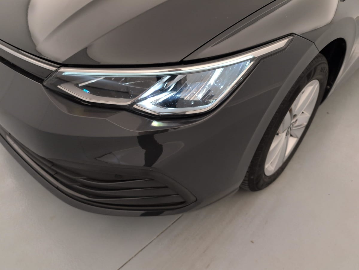 Volkswagen GOLF 8 - Image 23