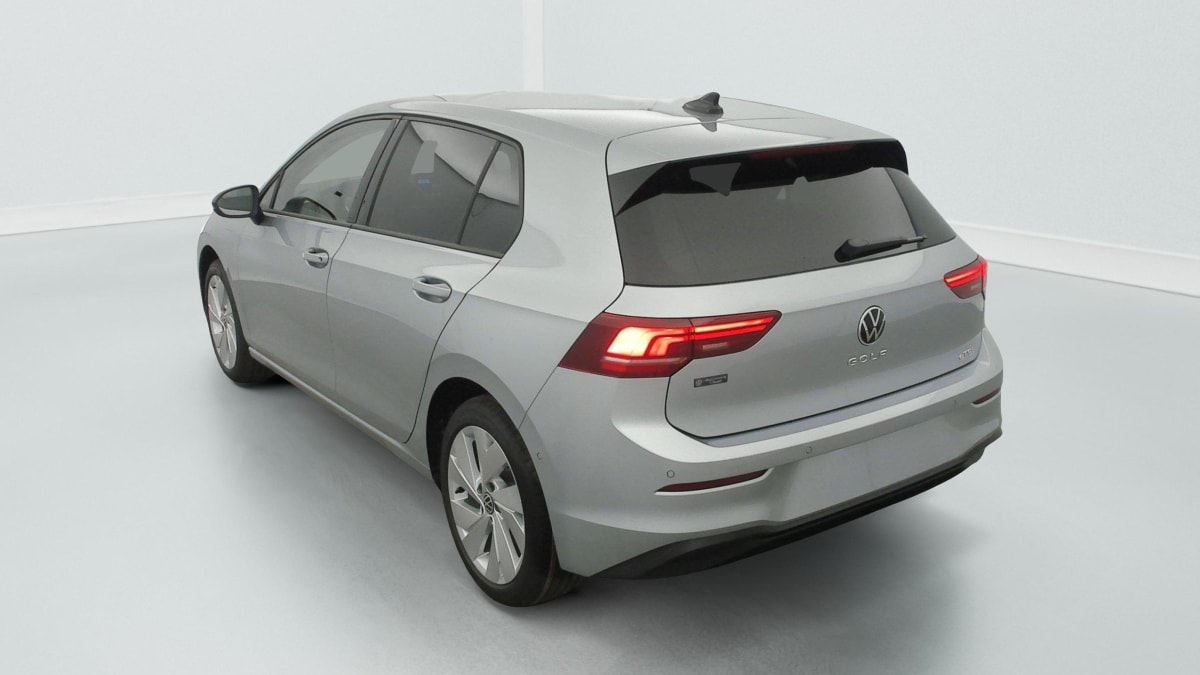 VOLKSWAGEN GOLF 1.5 ETSI EVO2 150 DSG7 LIFE PLUS