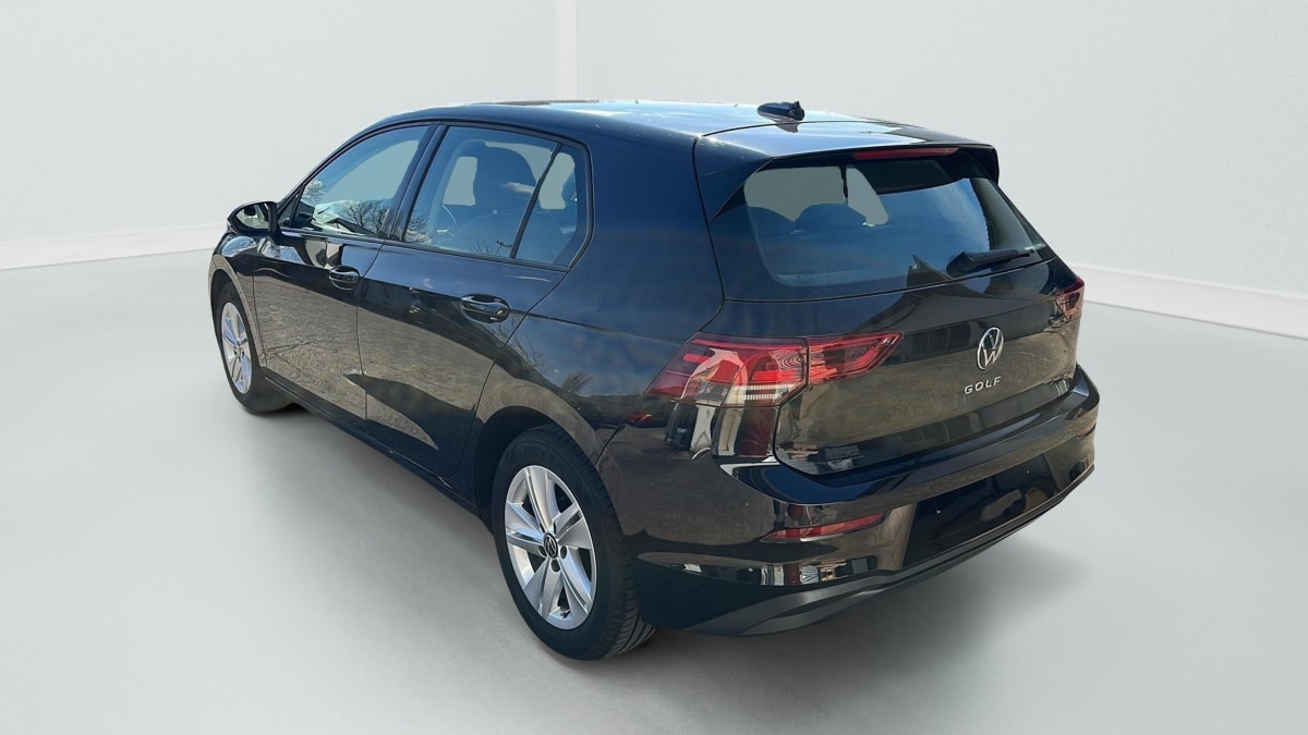 Volkswagen GOLF 8 - Image 5