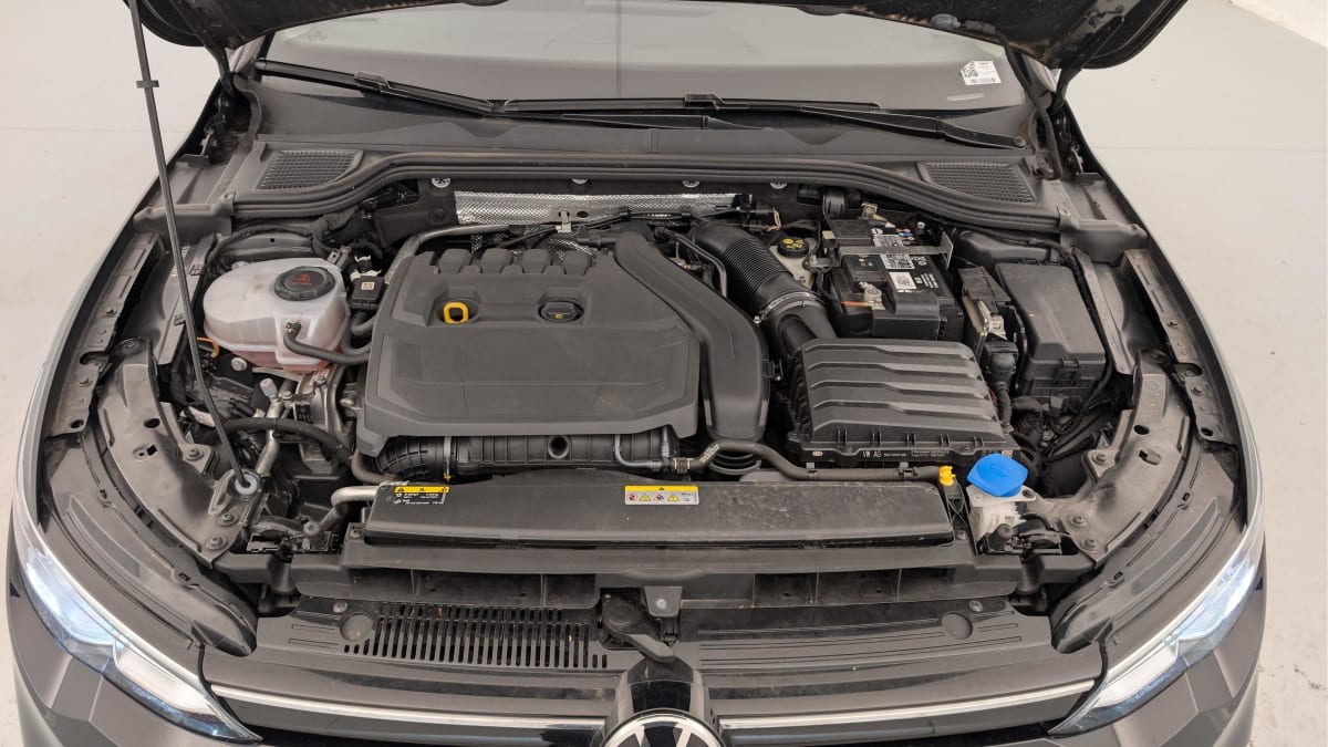 Volkswagen GOLF 8 - Image 21