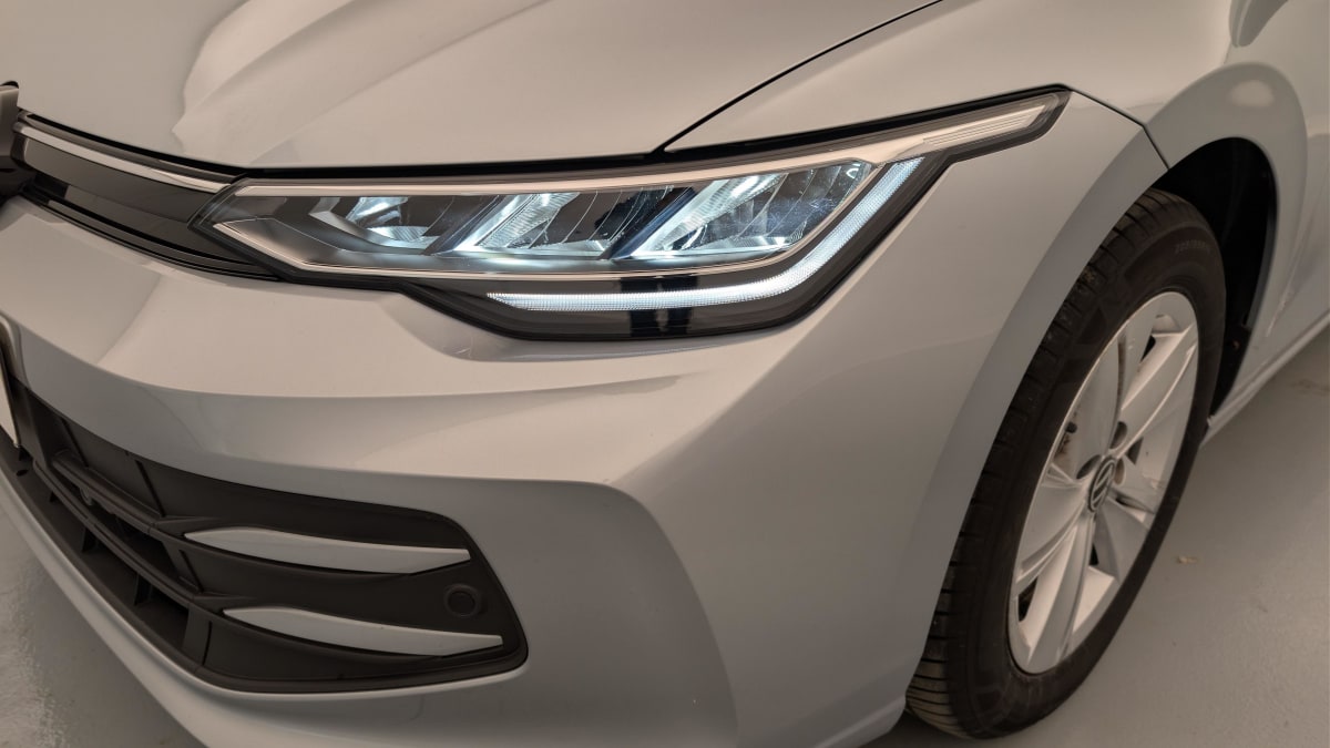 Volkswagen GOLF 8 - Image 22