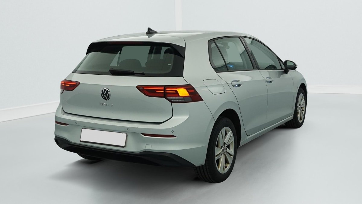 Volkswagen GOLF 8 - Image 7