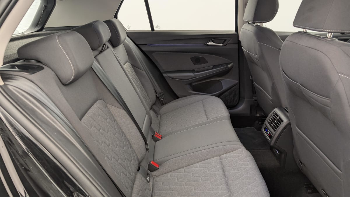 Volkswagen GOLF 8 - Image 10