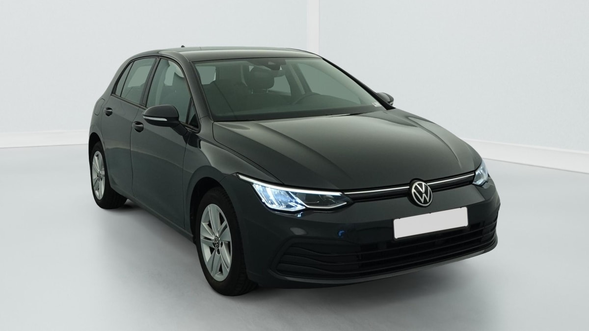 Volkswagen GOLF 8