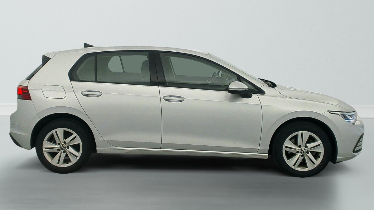 Volkswagen GOLF 8 - Image 8