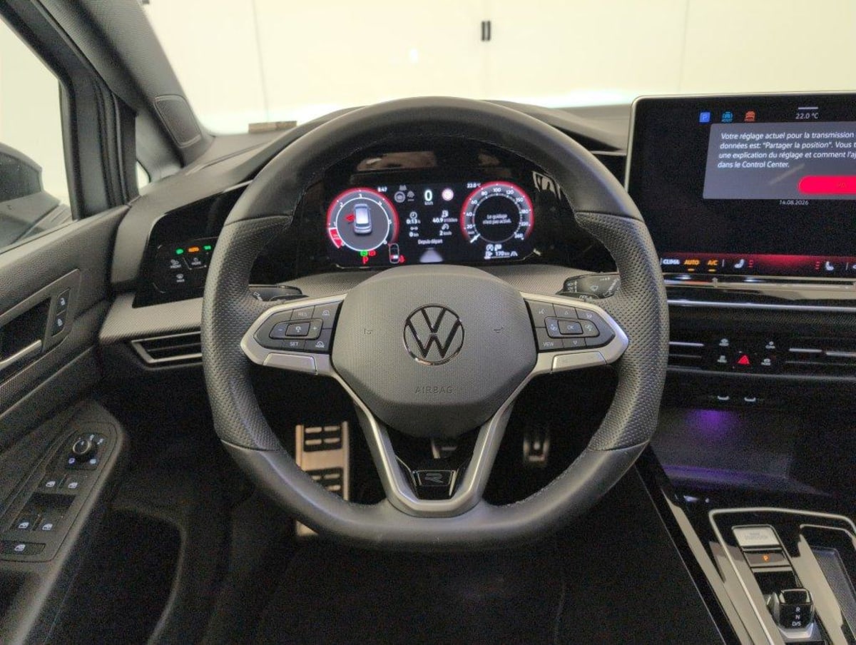 Volkswagen GOLF 8 - Image 14