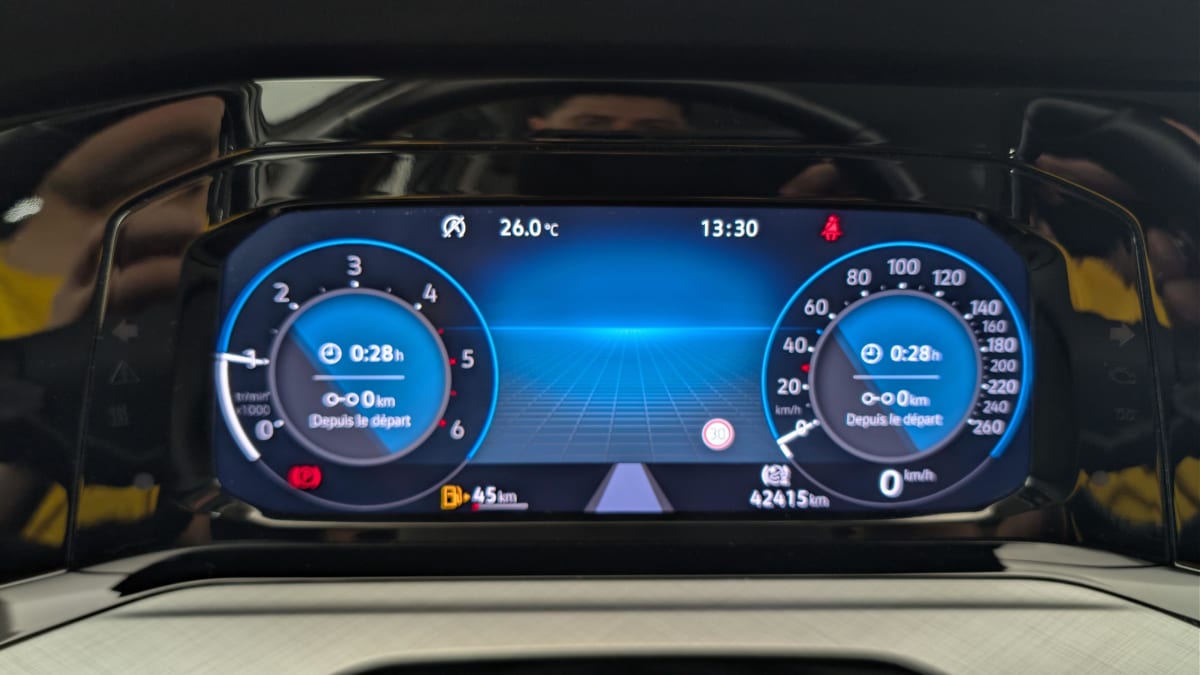 Volkswagen GOLF 8 - Image 23