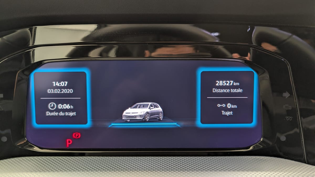 Volkswagen GOLF 8 - Image 22