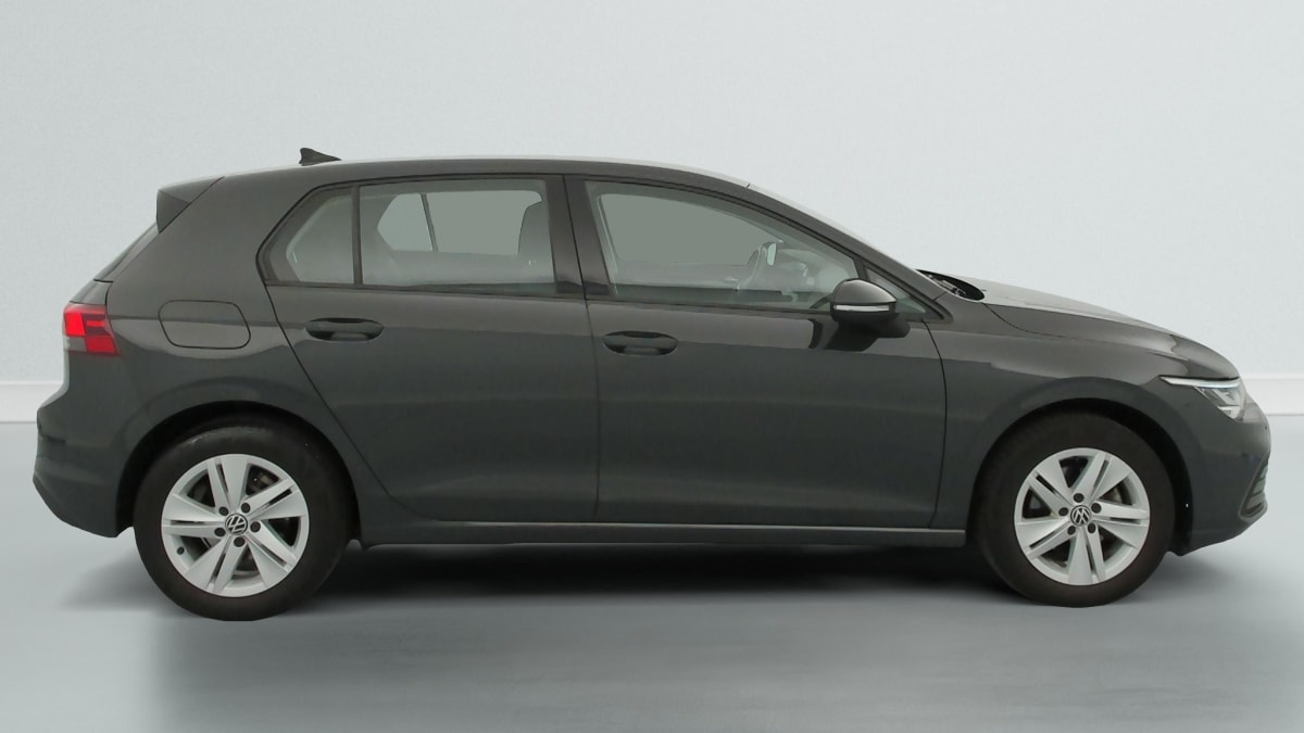 Volkswagen GOLF 8 - Image 8