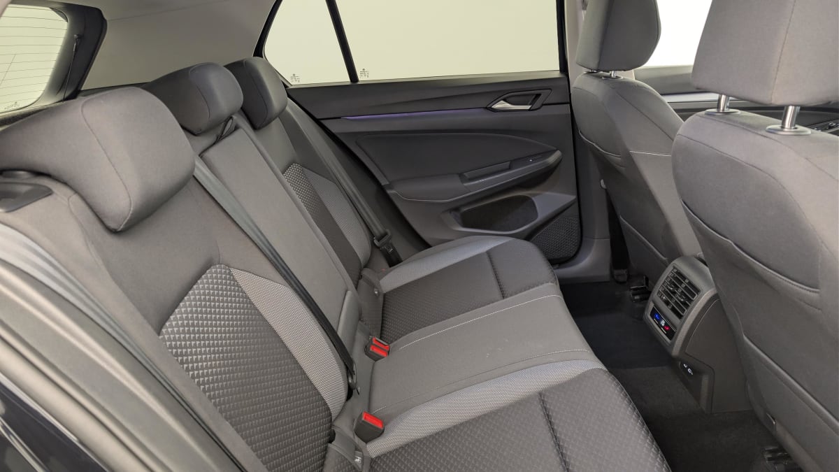 Volkswagen GOLF 8 - Image 10