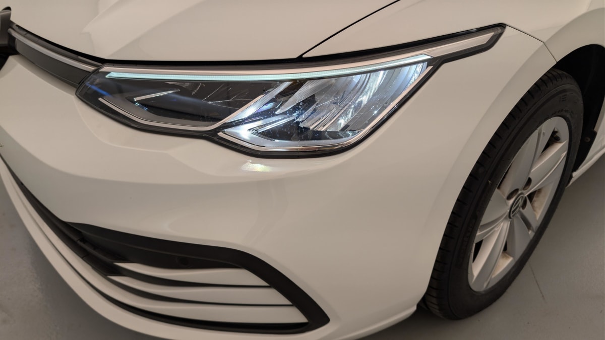Volkswagen GOLF 8 - Image 22