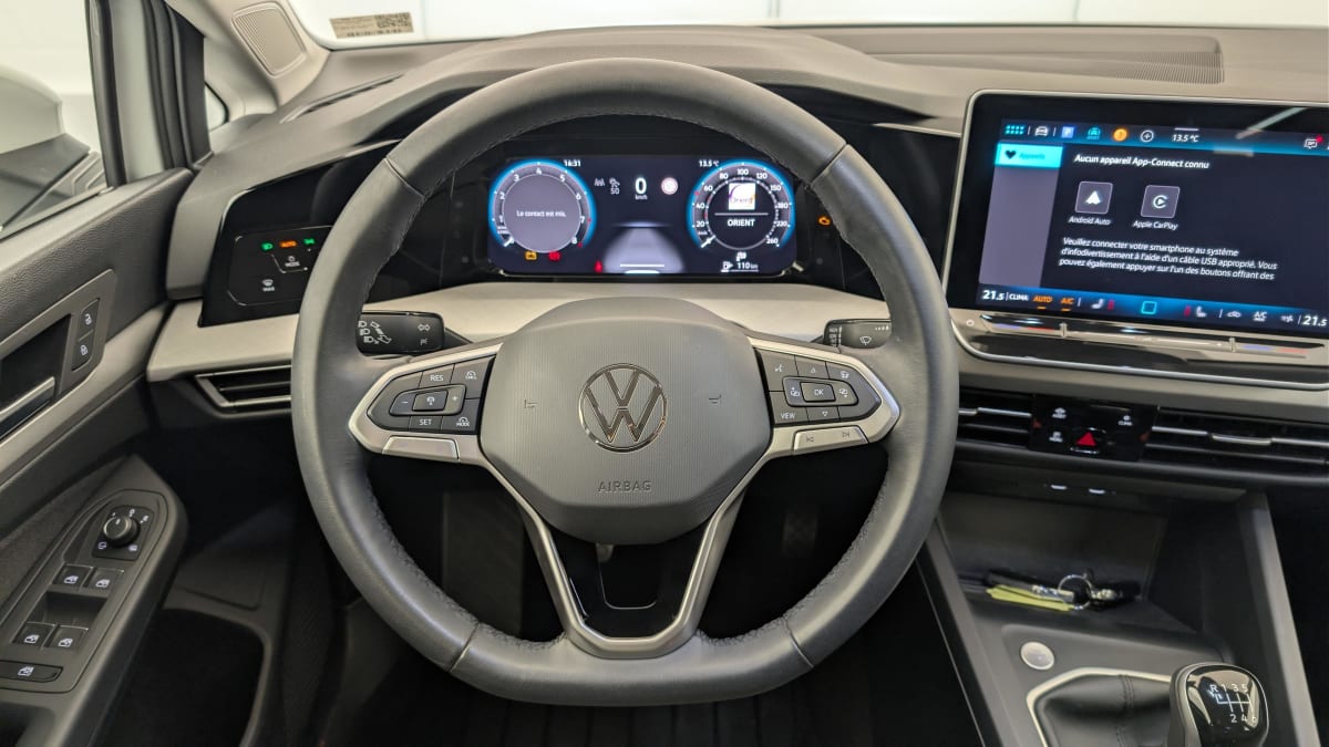 Volkswagen GOLF 8 - Image 14