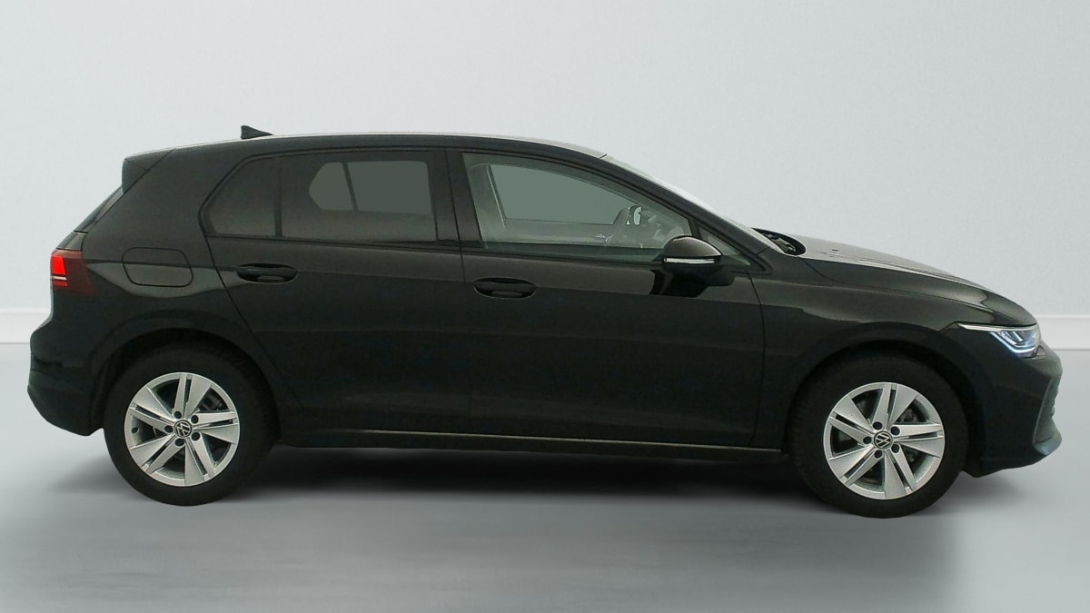 Volkswagen GOLF 8 - Image 8