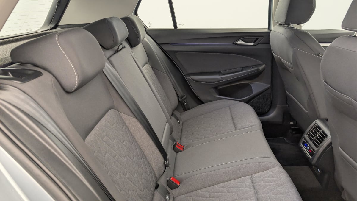 Volkswagen GOLF 8 - Image 10