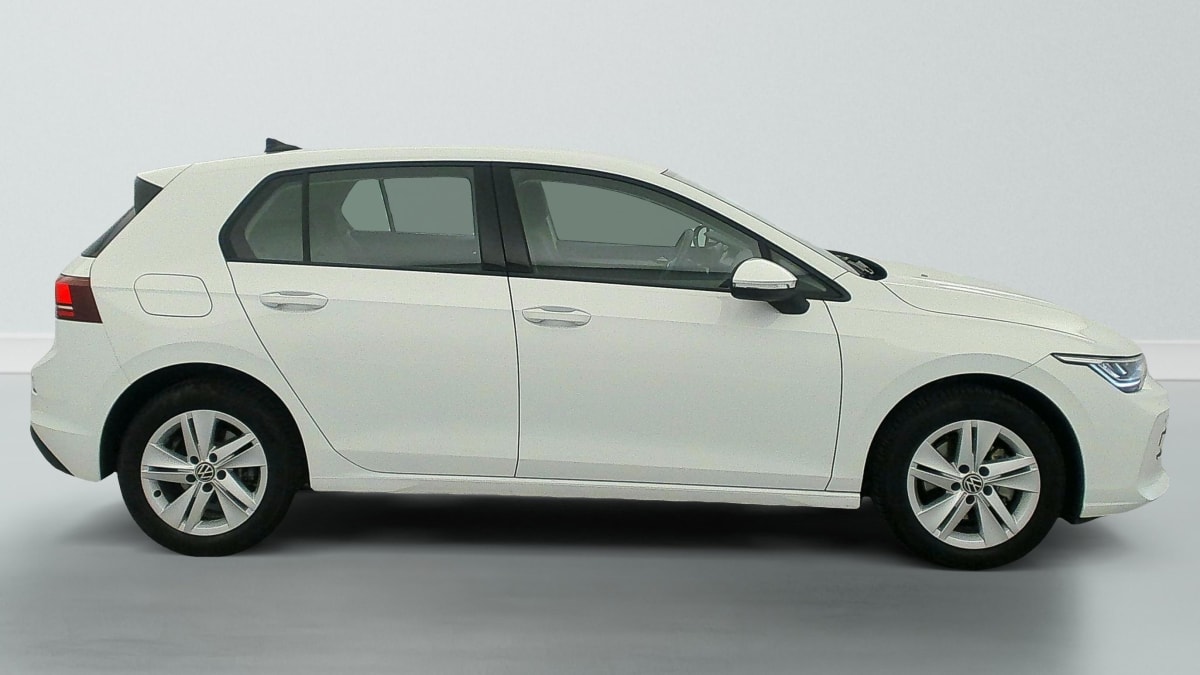 Volkswagen GOLF 8 - Image 8