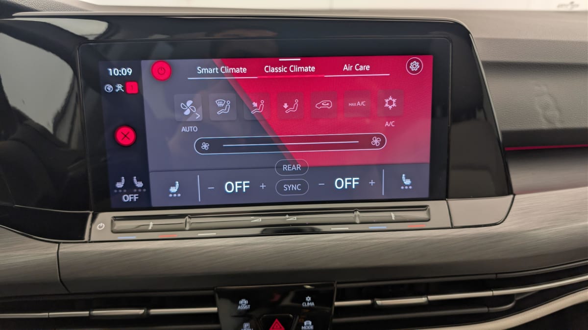 Volkswagen GOLF 8 - Image 18