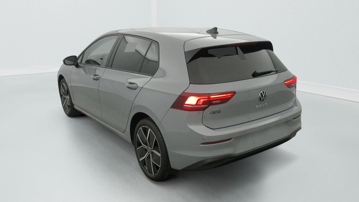VOLKSWAGEN GOLF 1.5 ETSI EVO2 116 DSG7 LIFE PLUS
