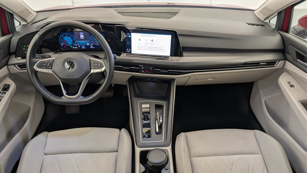 Volkswagen GOLF 8 - Image 13