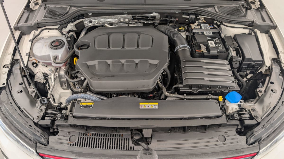 Volkswagen GOLF 8 - Image 20