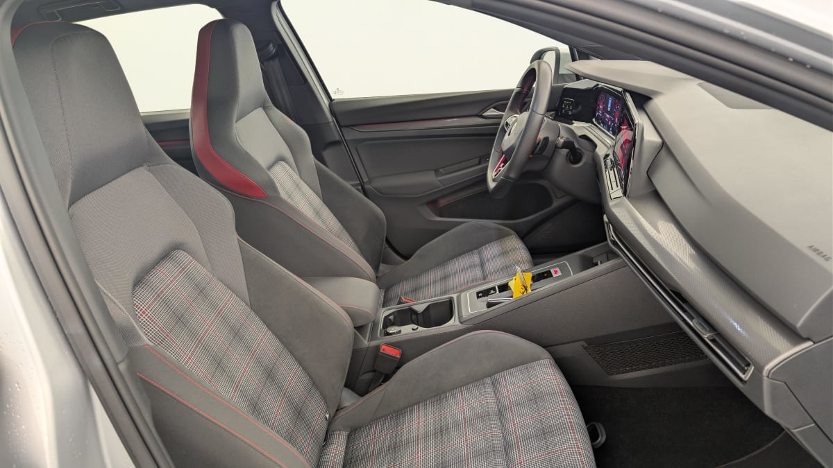 Volkswagen GOLF 8 - Image 9