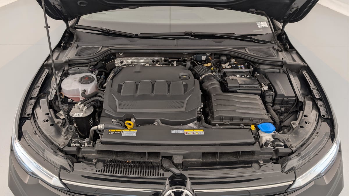 Volkswagen GOLF 8 - Image 20