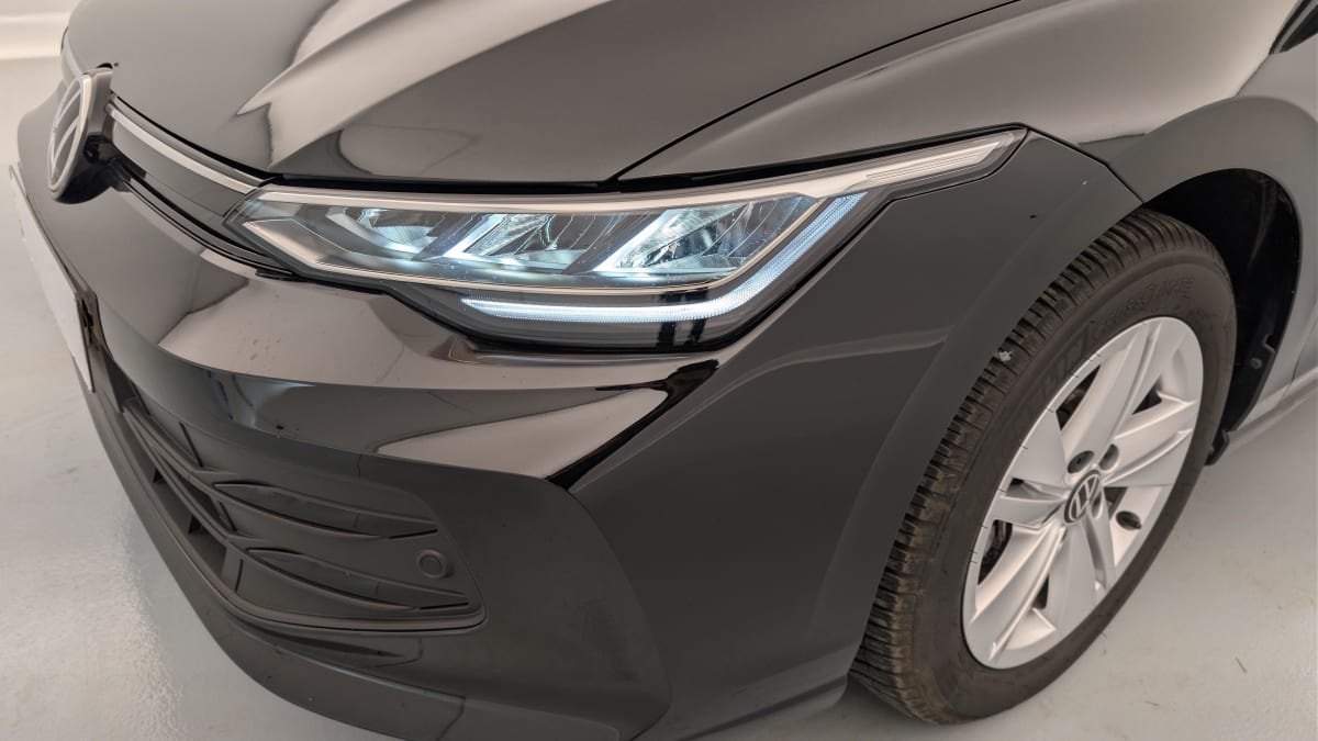 Volkswagen GOLF 8 - Image 22