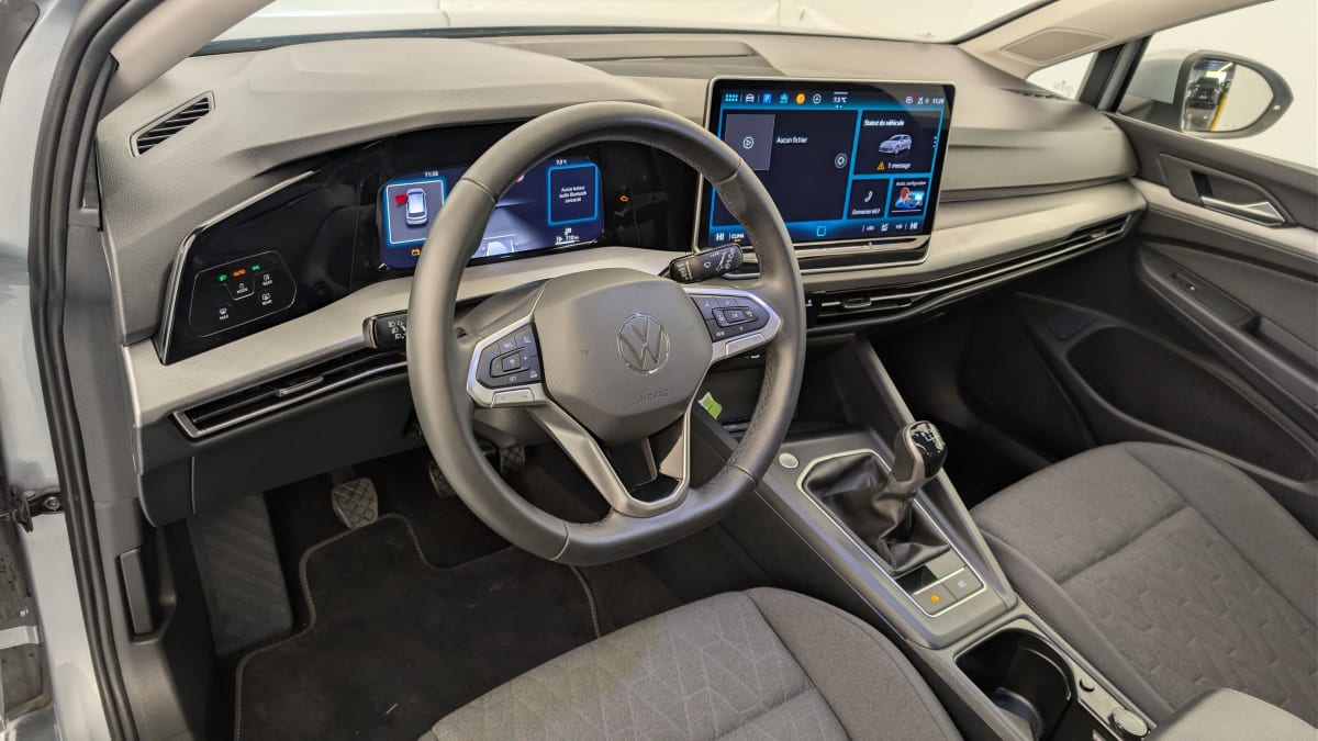 Volkswagen GOLF 8 - Image 15