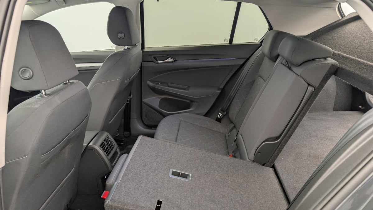 Volkswagen GOLF 8 - Image 12