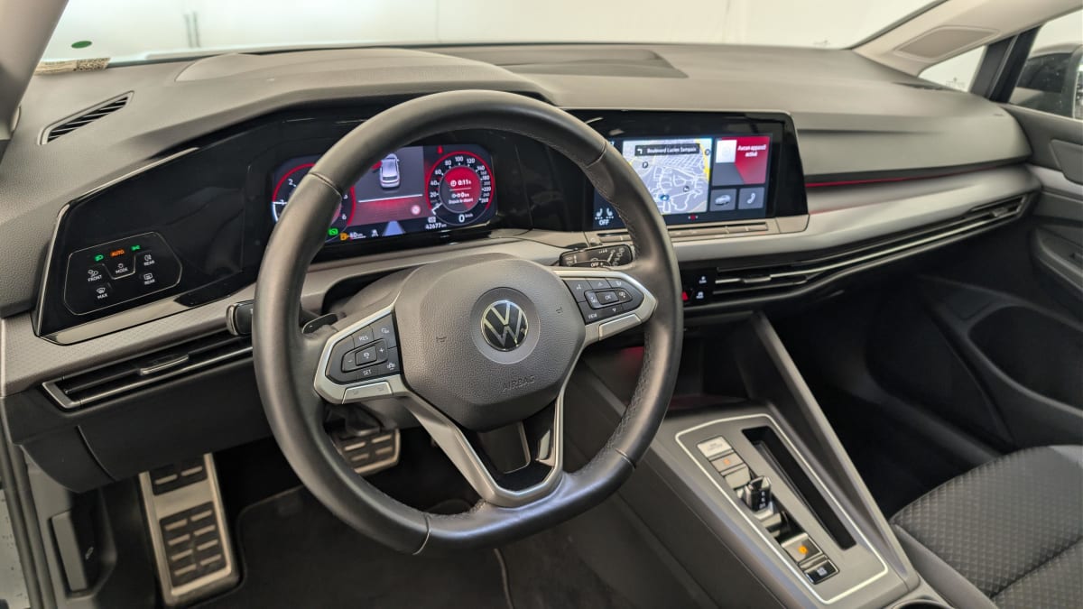 Volkswagen GOLF 8 - Image 15