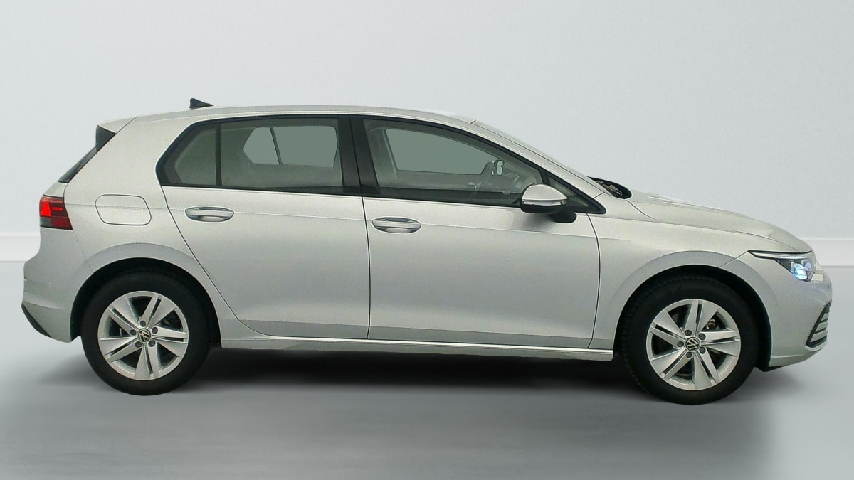 Volkswagen GOLF 8 - Image 8
