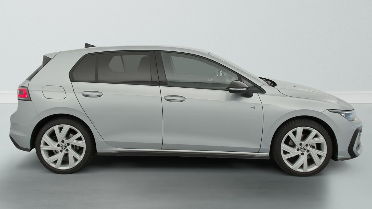 Volkswagen GOLF 8 - Image 8