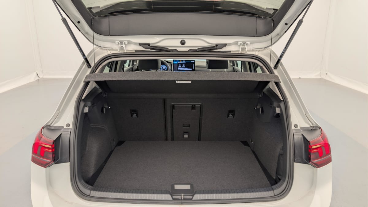 Volkswagen GOLF 8 - Image 11
