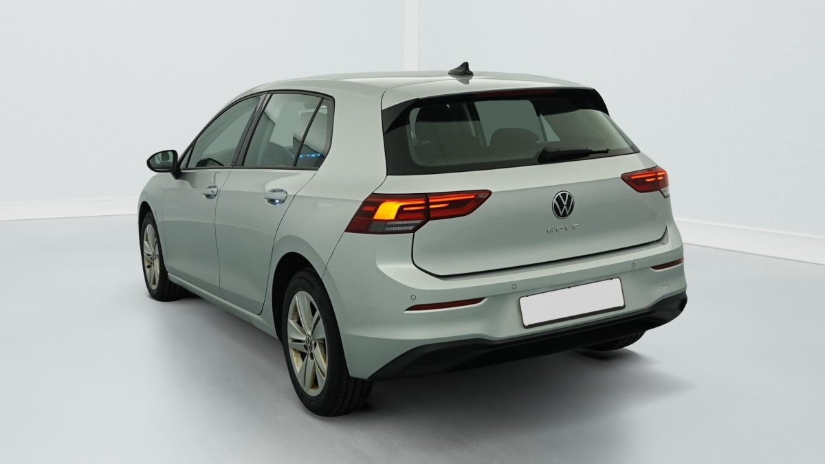 Volkswagen GOLF 8 - Image 5