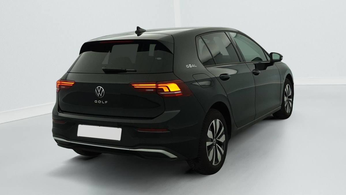 Volkswagen GOLF 8 - Image 7
