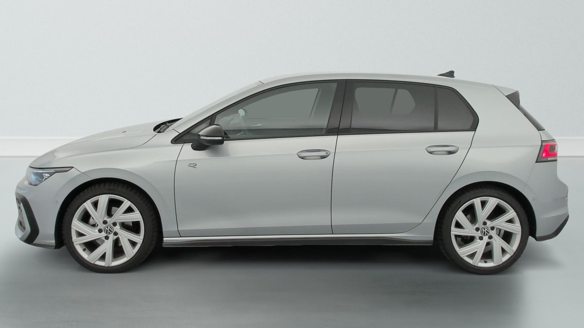 Volkswagen GOLF 8 - Image 4