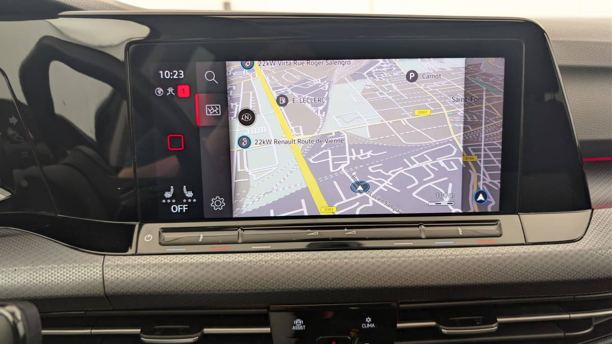 Volkswagen GOLF 8 - Image 18