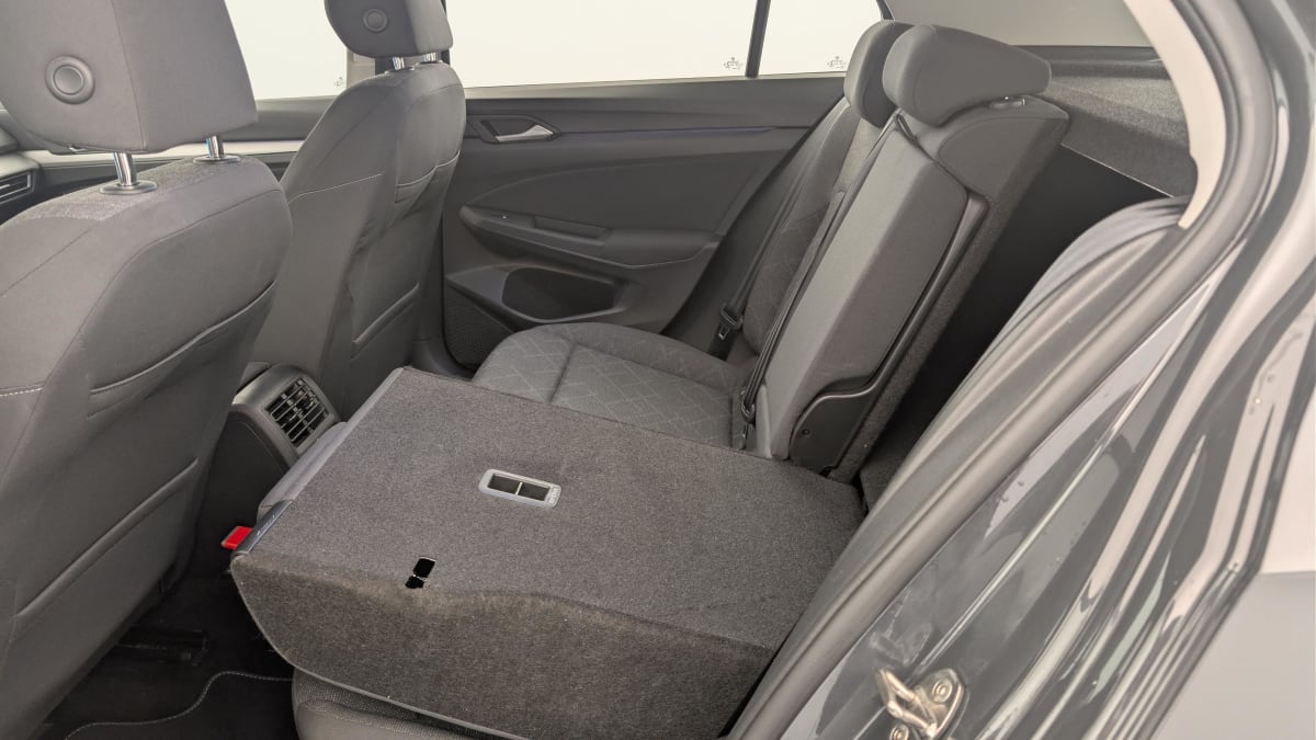 Volkswagen GOLF 8 - Image 12