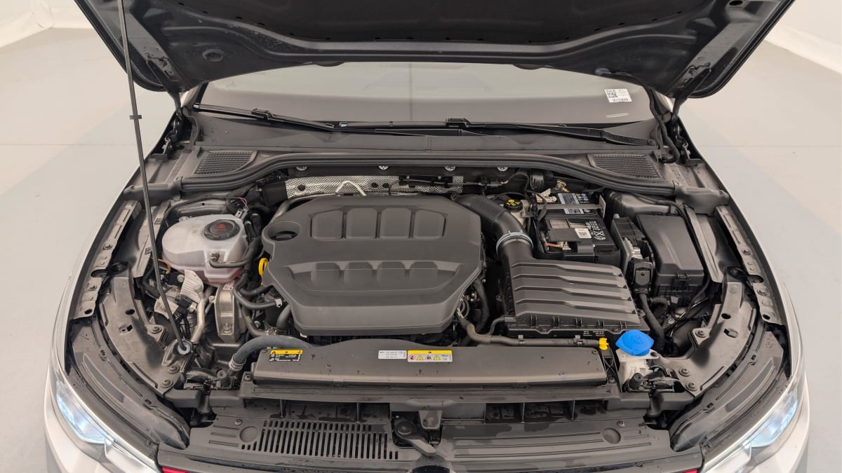 Volkswagen GOLF 8 - Image 20