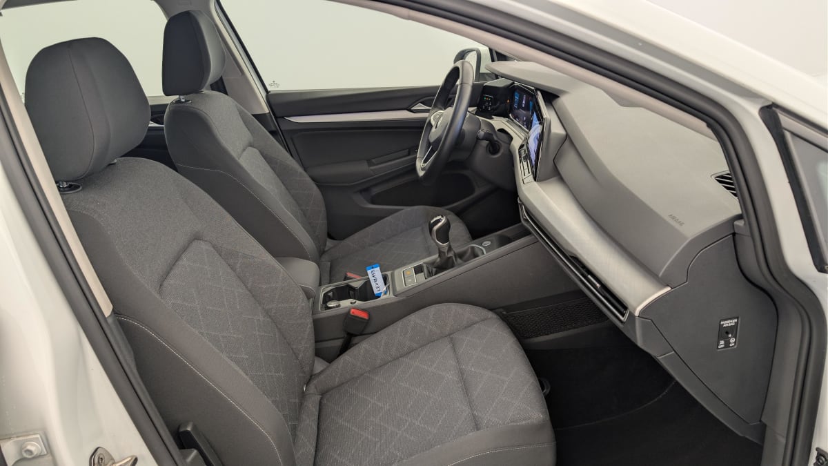 Volkswagen GOLF 8 - Image 9