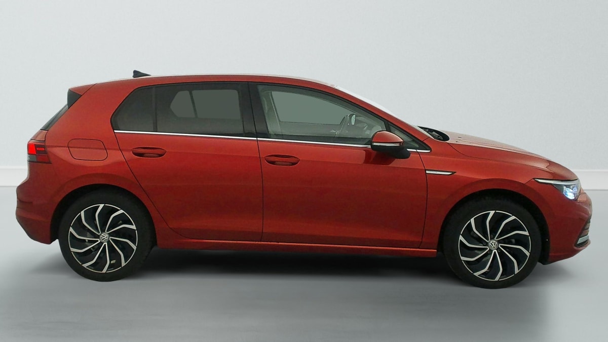 Volkswagen GOLF 8 - Image 8
