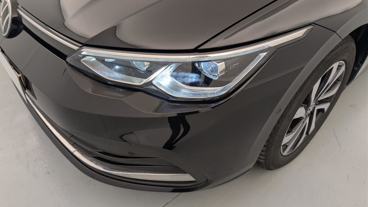 Volkswagen GOLF 8 - Image 23