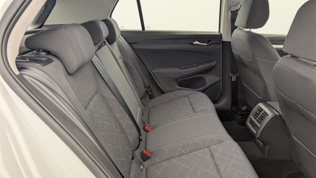 Volkswagen GOLF 8 - Image 10