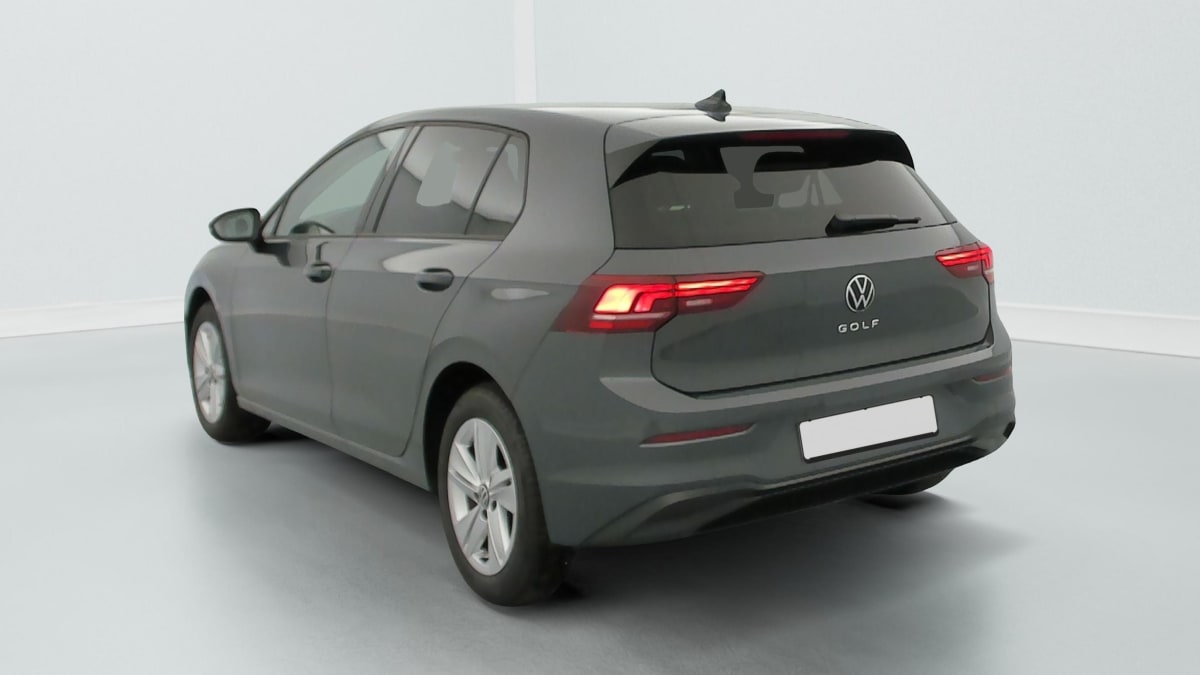 Volkswagen GOLF 8 - Image 5