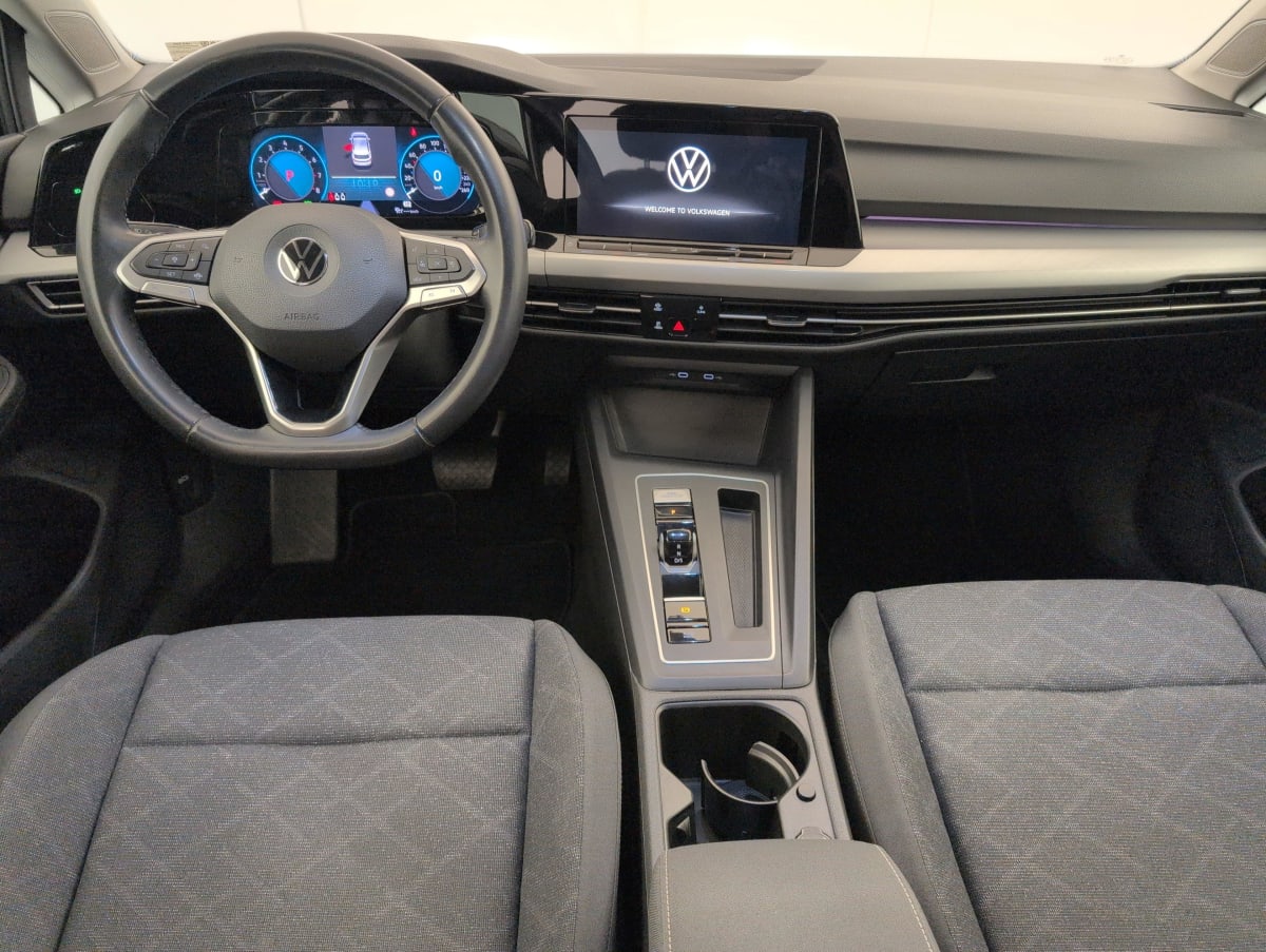 Volkswagen GOLF 8 - Image 13