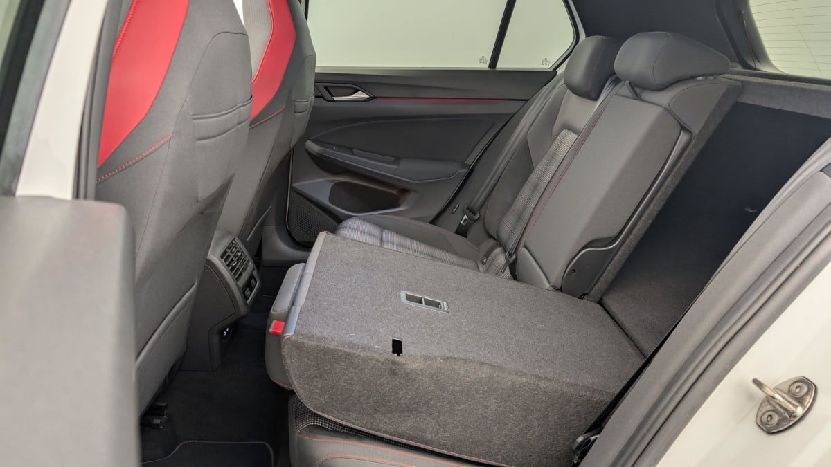 Volkswagen GOLF 8 - Image 12